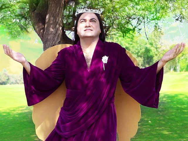 13 Reasons Why We LOVE Mankind’s Angel Tahir Shah!